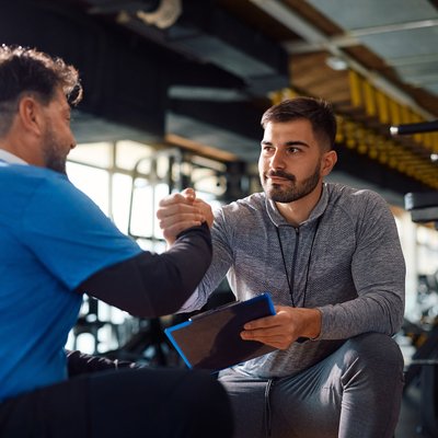 TopFit Fitness- und Gesundheitszentrum - Feucht: Persönliche Trainingsbetreuung durch qualifizierte Trainer*innen.