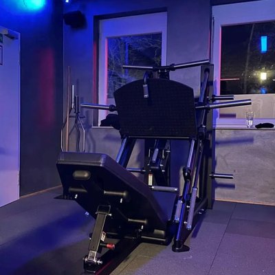 Top-Fit-Feucht-Club-Beinpresse